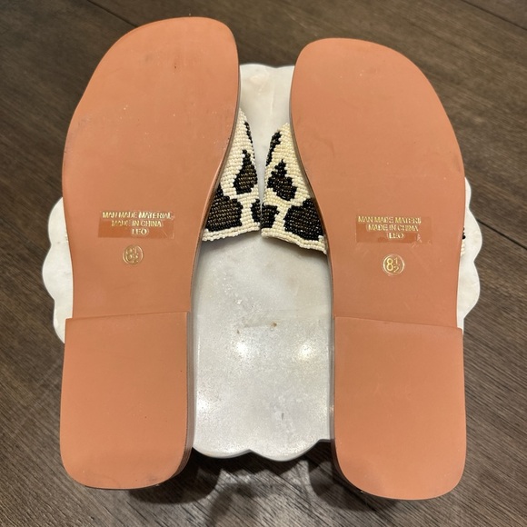 Yellow Box Black and Cream Sandals with‎ Bold Print - Picture 3 of 3